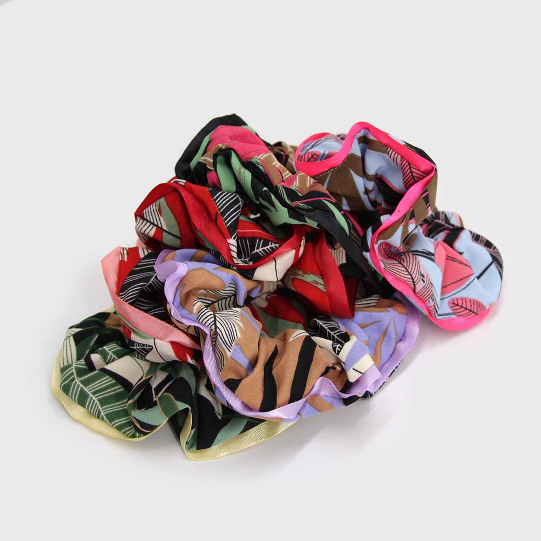 hr-128_Scrunchie_borde_de_color_tropical_A-004