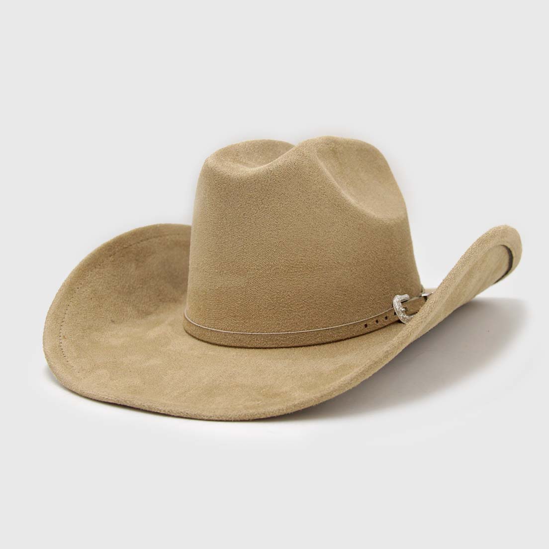 Sombrero western con broche metálico