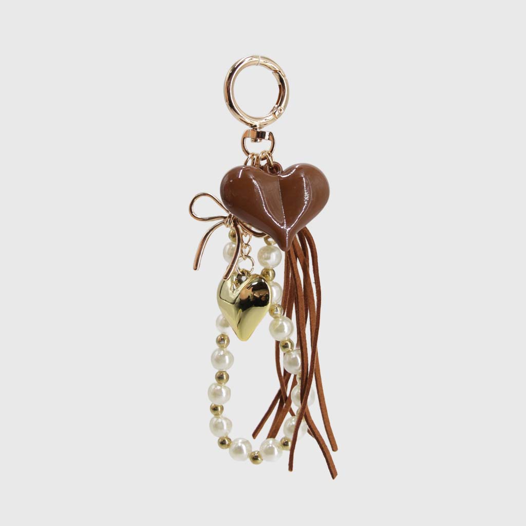 Charm Llavero corazón con perlas